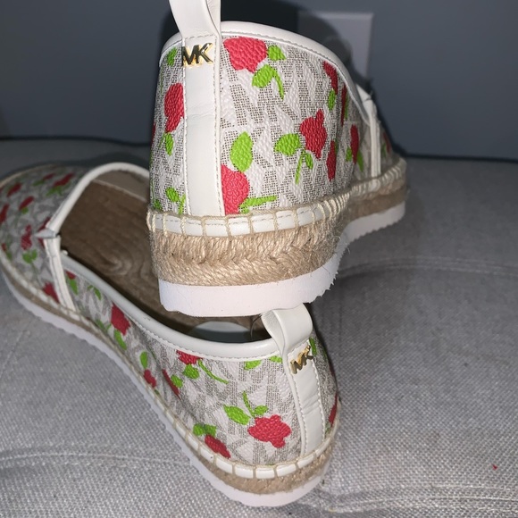 Slip-On Espadrille Flats - Picture 3 of 4